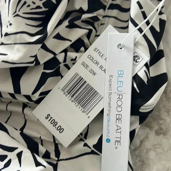 Bleu Rod Beattie Urban Oasis Tie Front Tankini Swim Top - Picture 7 of 7